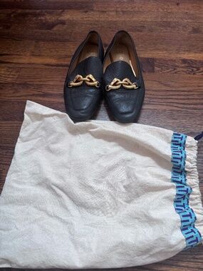 Authentic Tory Burch flats 7 Size 7